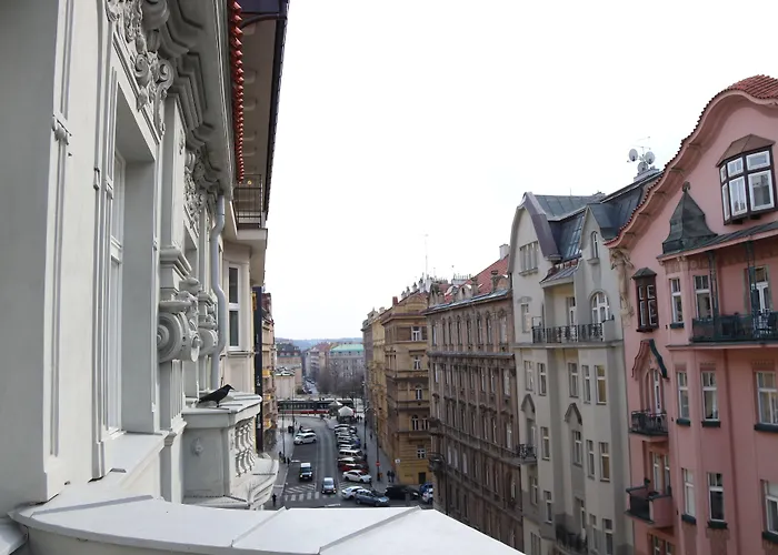 Flowers Apartments Praga